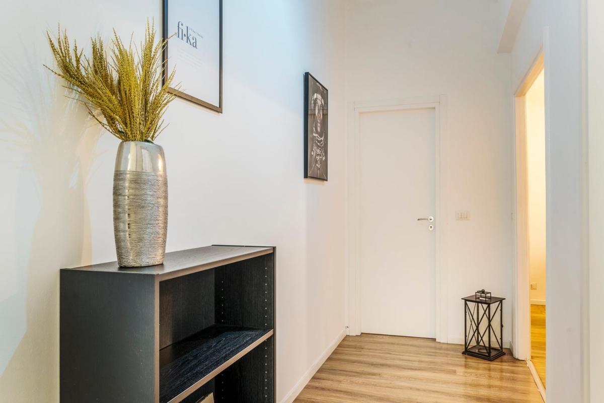 Luxury 4 Bedrooms Apartments Close To Duomo Milão Exterior foto
